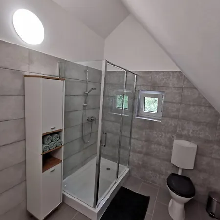 Feriehus Platan Lazan Nyaralohaz *